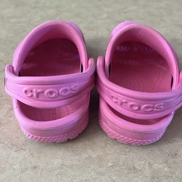 Pink Crocs - Picture 2 of 5